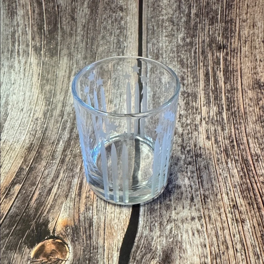 Used PartyLite Glass Votive Holders w/ Patriotic Designs Set of 3 Item #PHK7361 - Picture 2 of 4